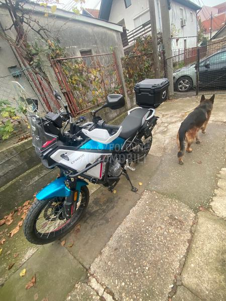 CFMOTO 450 MT