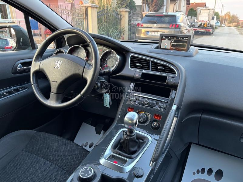 Peugeot 3008 1.6 hdi N A V I G A
