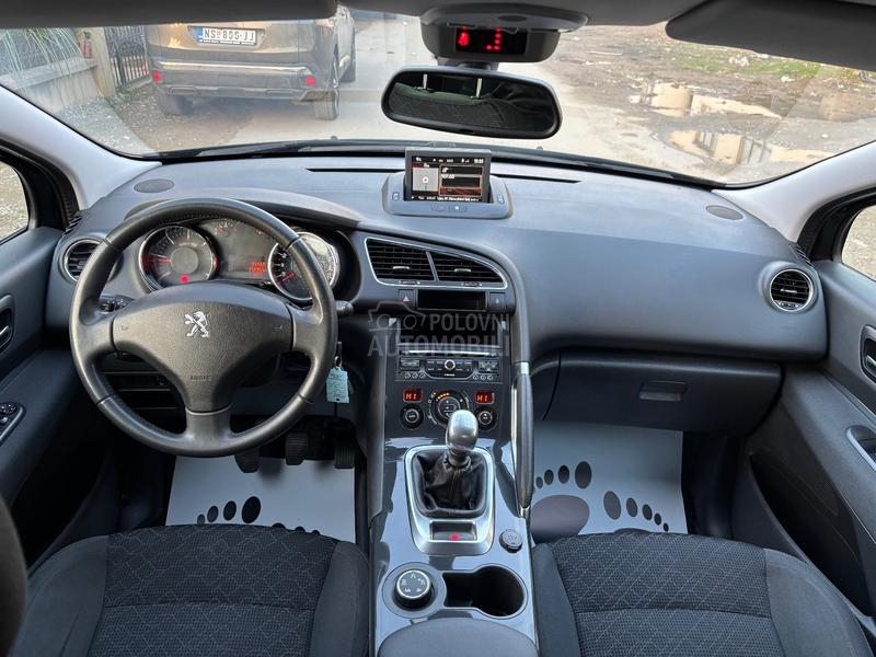 Peugeot 3008 1.6 hdi N A V I G A