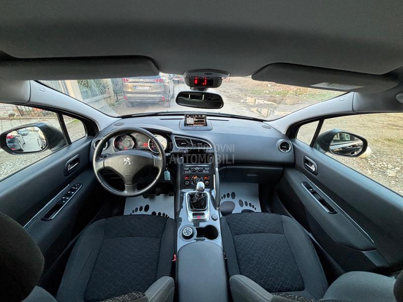Peugeot 3008 1.6 hdi N A V I G A