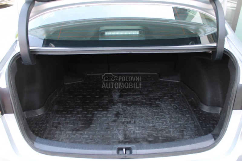 Toyota Corolla 1.5 Luna