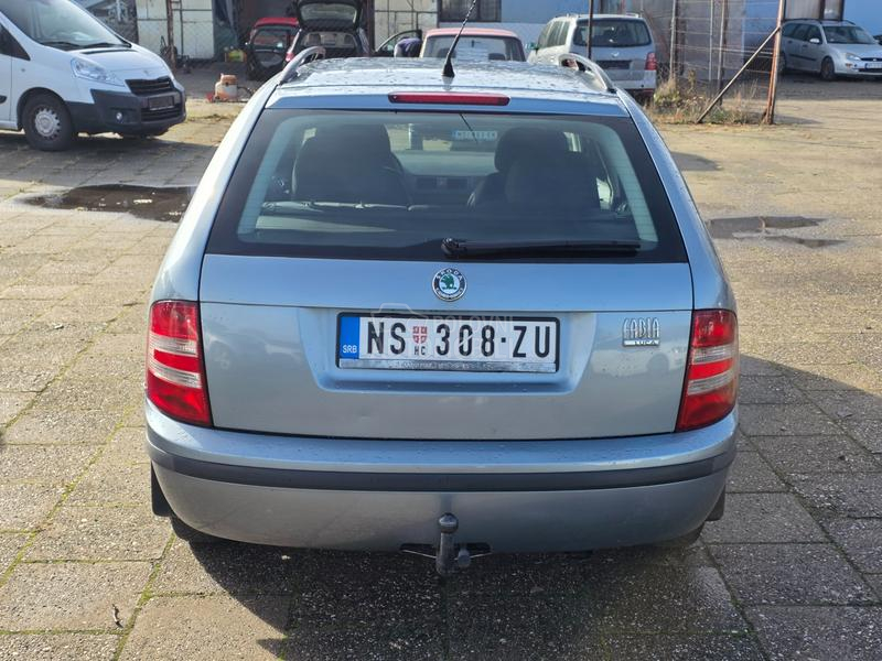 Škoda Fabia 1.4tdi REGIS/SERVI S