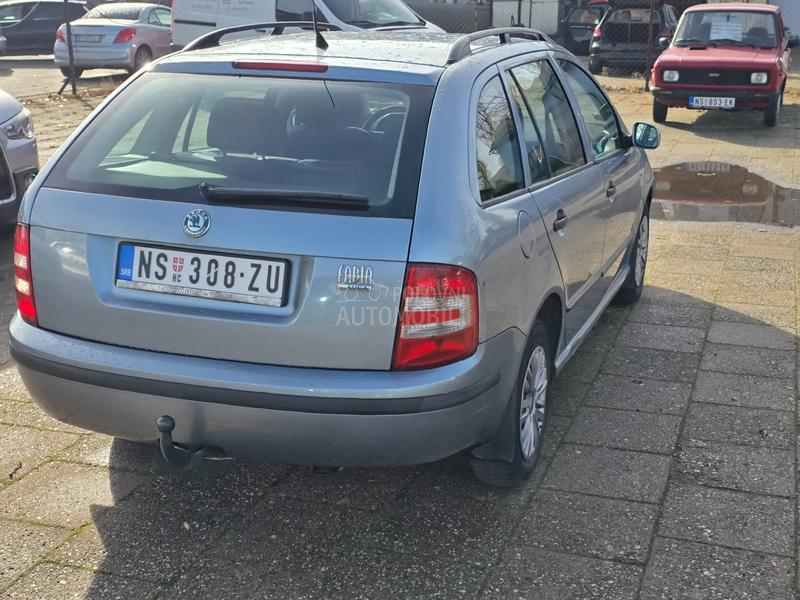 Škoda Fabia 1.4tdi REGIS/SERVI S