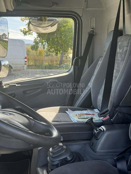 Mercedes Benz atego 822