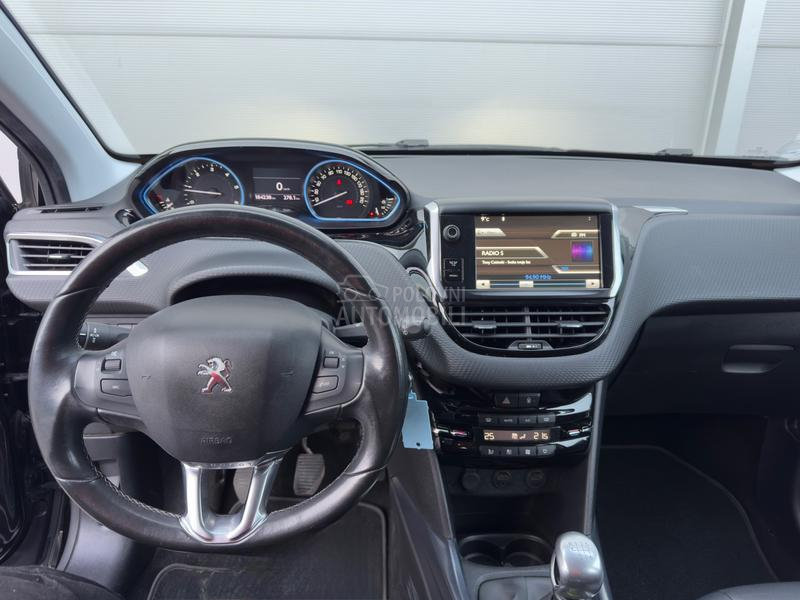 Peugeot 2008 1.6 eHDI Allure