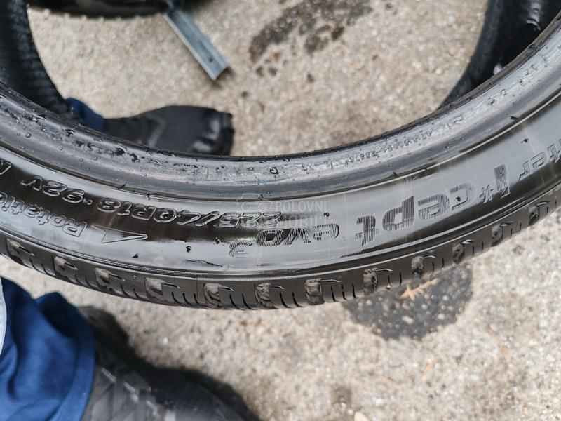 Hankook 225/40 R18 Zimska