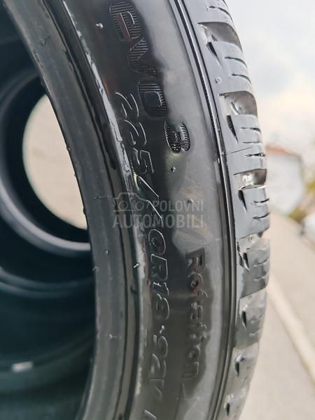 Hankook 225/40 R18 Zimska