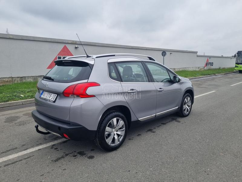 Peugeot 2008 ALLURE