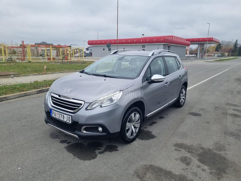 Peugeot 2008 ALLURE
