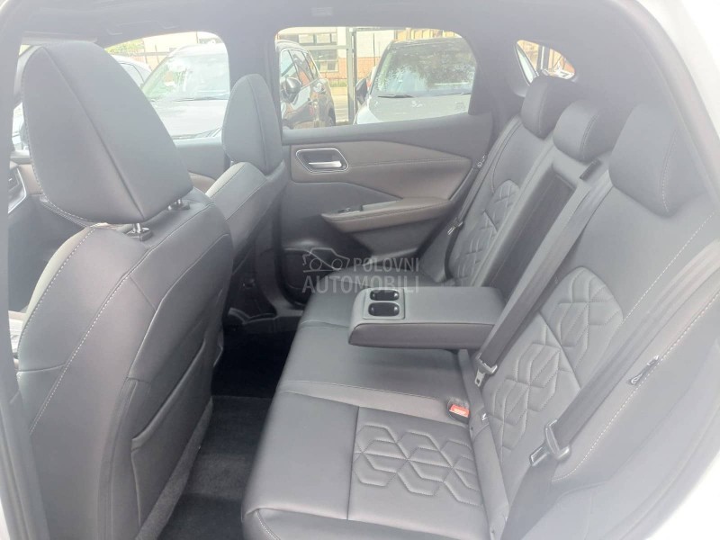 Nissan Qashqai 1.3CVT 158 4WD TEKNA