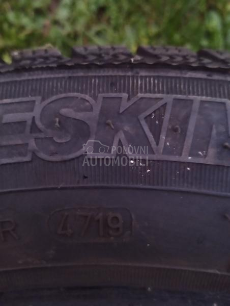 Sava 185/60 R15 Zimska