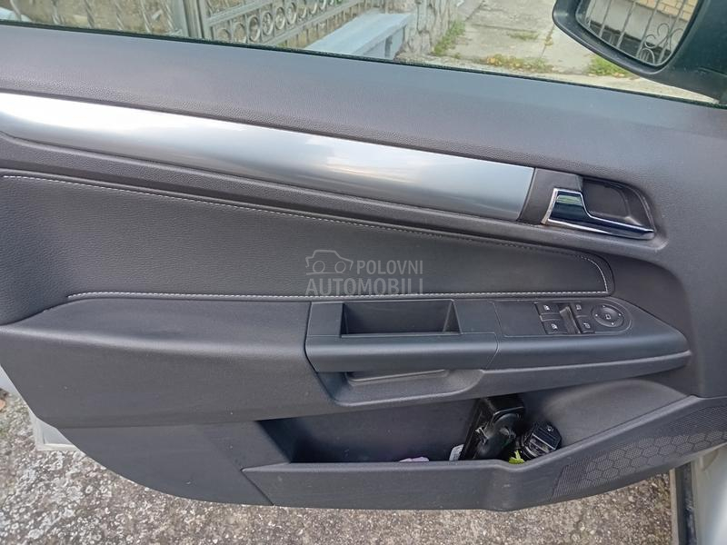 Opel Astra H restyling