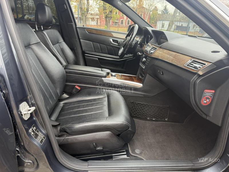 Mercedes Benz E 200 