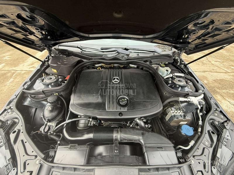 Mercedes Benz E 200 