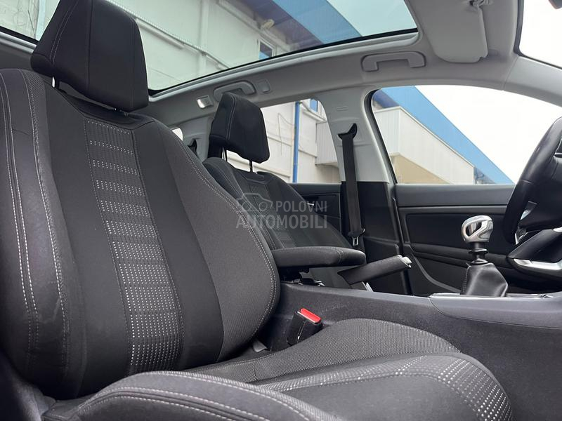 Peugeot 308 1.6 HDI PANO KAMERA