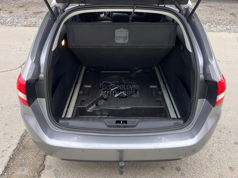 Peugeot 308 1.6 HDI PANO KAMERA