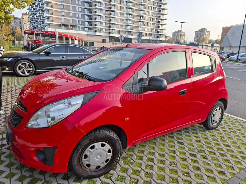 Chevrolet Spark 1.0L