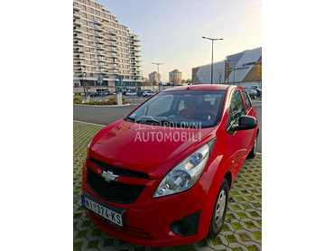 Chevrolet Spark 1.0L