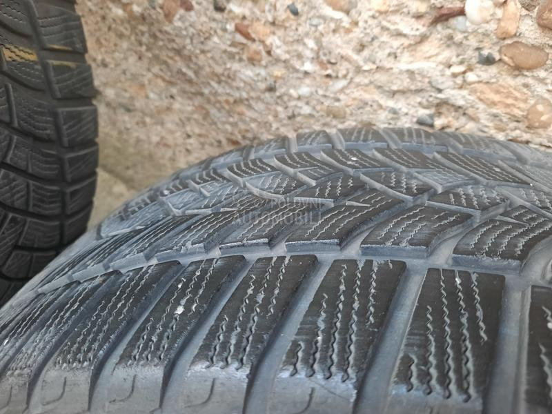 Goodyear 225/45 R18 Zimska
