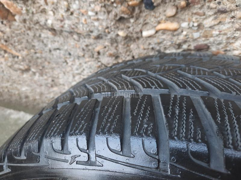Goodyear 225/45 R18 Zimska