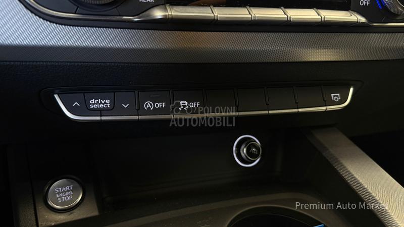 Audi A4 //2.0 TDI/S LINE/NOV