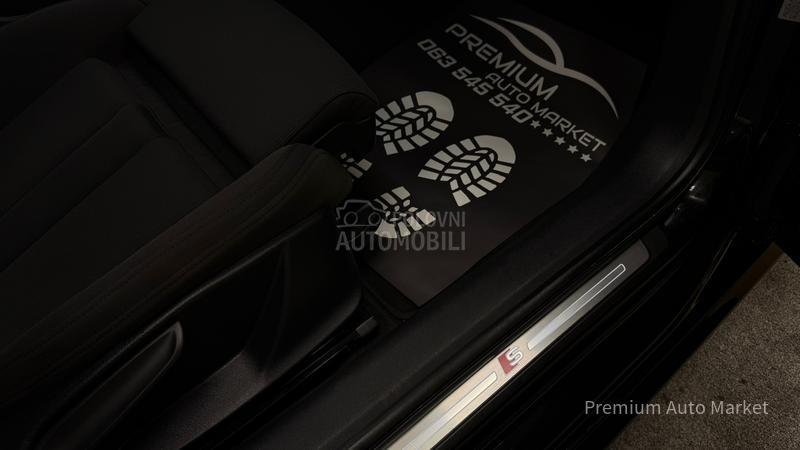 Audi A4 //2.0 TDI/S LINE/NOV