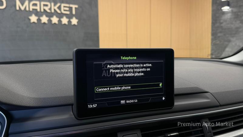 Audi A4 //2.0 TDI/S LINE/NOV