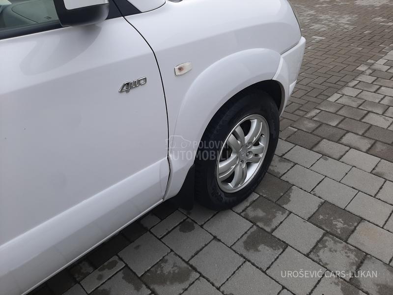 Hyundai Tucson 2.0 CRDI 4WD