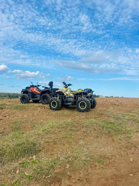 Can-Am OUTLANDER RENEGADE 1000