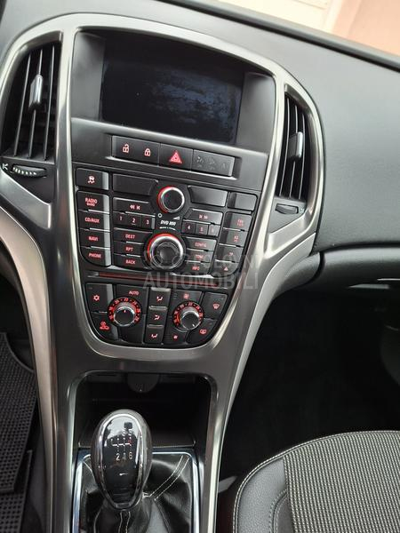 Opel Astra J 1.7 cdti