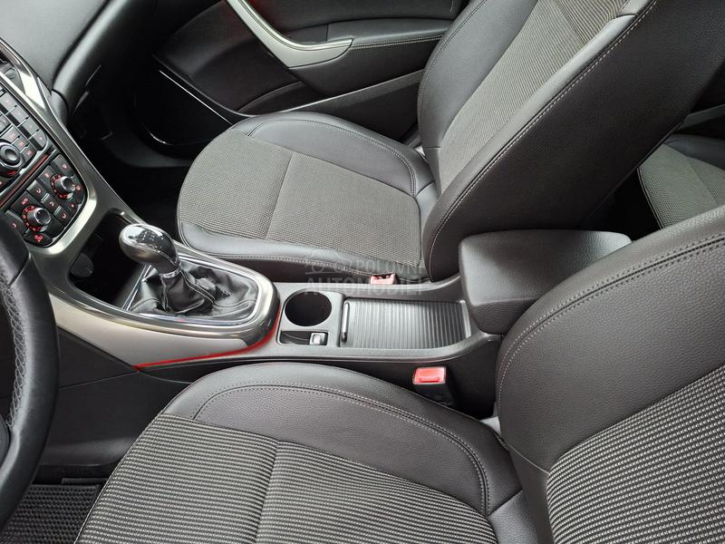 Opel Astra J 1.7 cdti