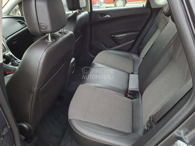 Opel Astra J 1.7 cdti