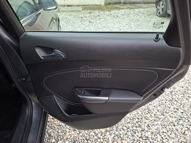 Opel Astra J 1.7 cdti