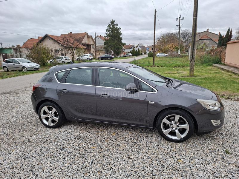 Opel Astra J 1.7 cdti
