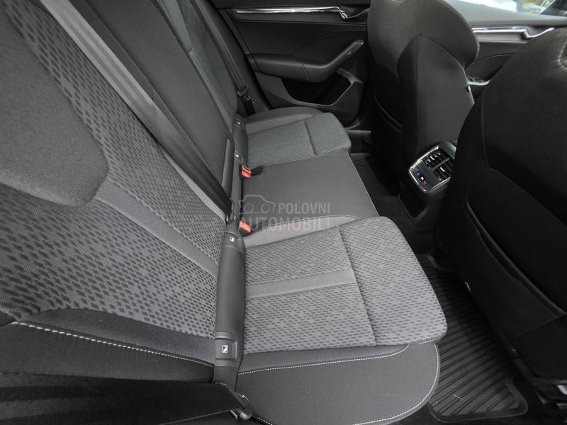 Škoda Octavia 1.5 TSI STYLE