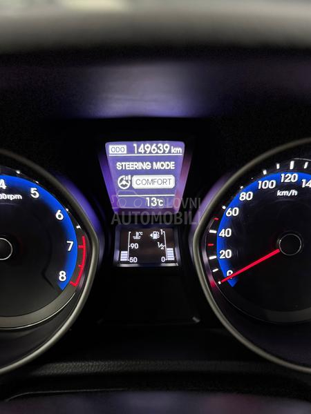 Hyundai i30 1.4B LED CH