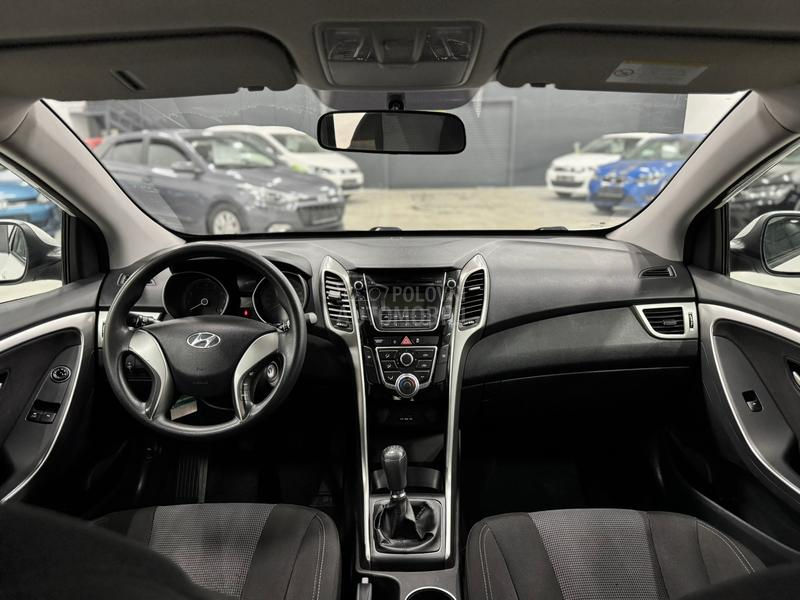Hyundai i30 1.4B LED CH