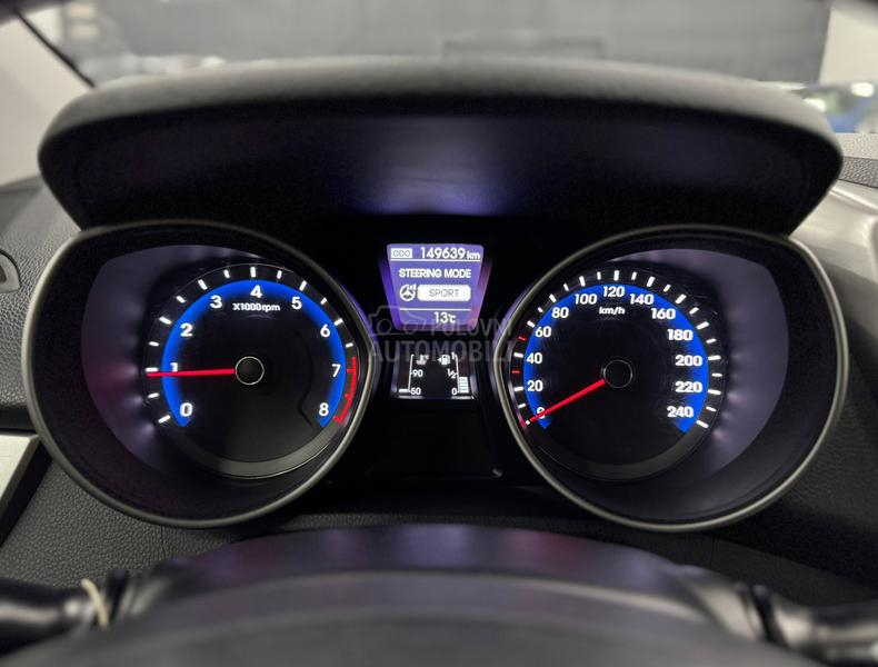 Hyundai i30 1.4B LED CH