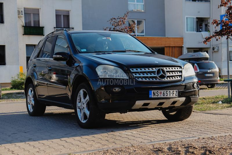 Mercedes Benz ML 320 