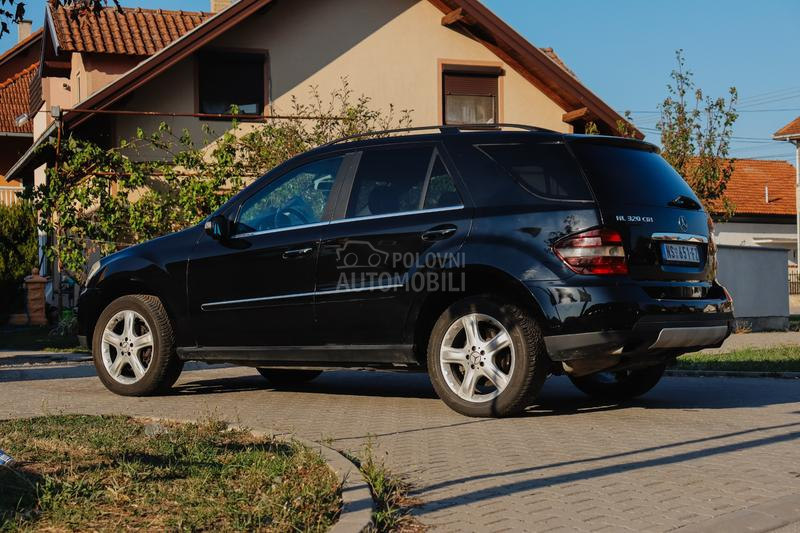 Mercedes Benz ML 320 