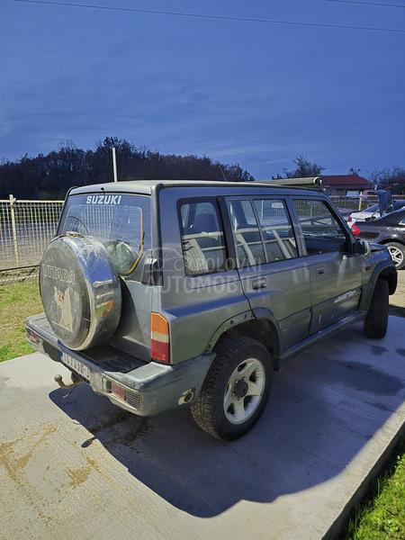 Suzuki Grand Vitara 2.5 v6