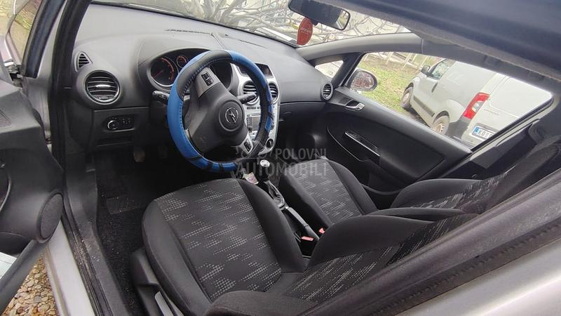 Opel Corsa D 