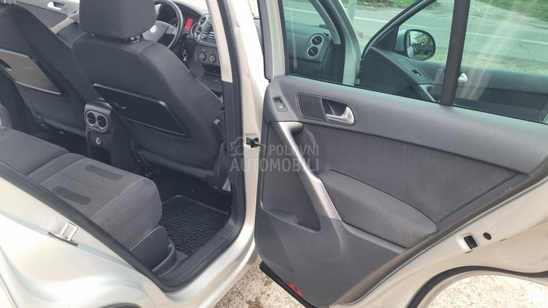 Volkswagen Tiguan 2.0 DSG 4X4