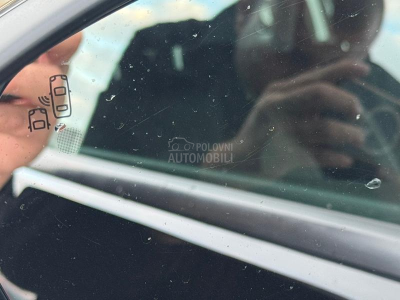 Opel Crossland X  LED