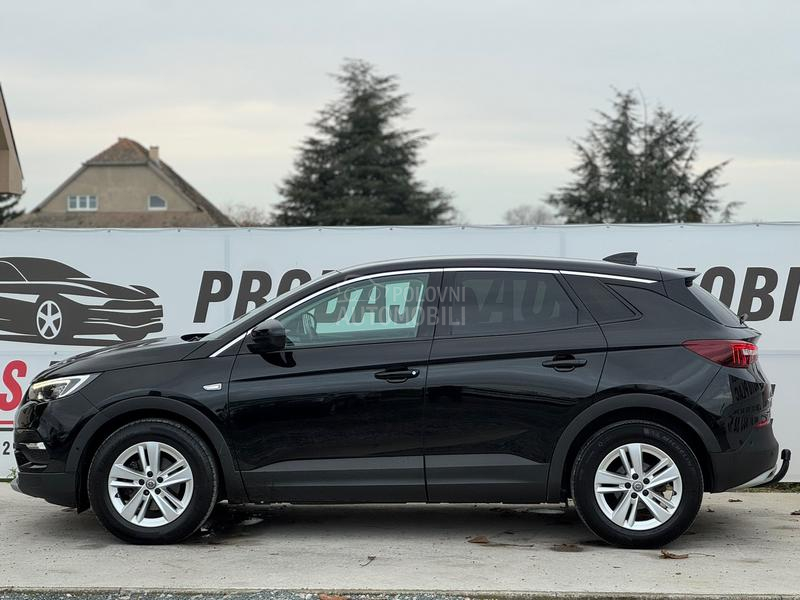 Opel Crossland X  LED