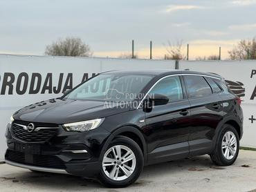 Opel Crossland X  LED
