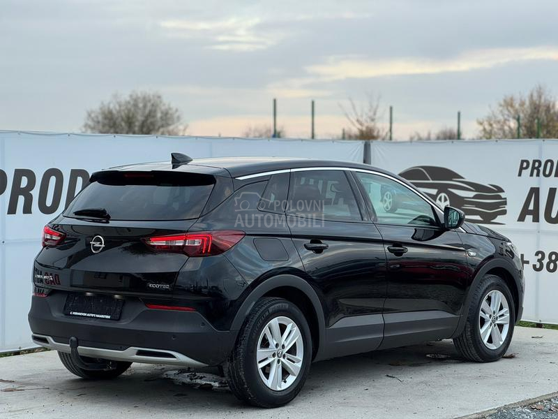 Opel Crossland X  LED