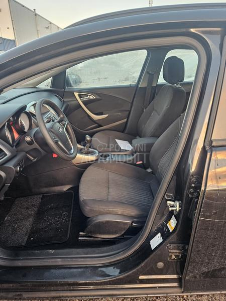 Opel Astra J 1.4 edition