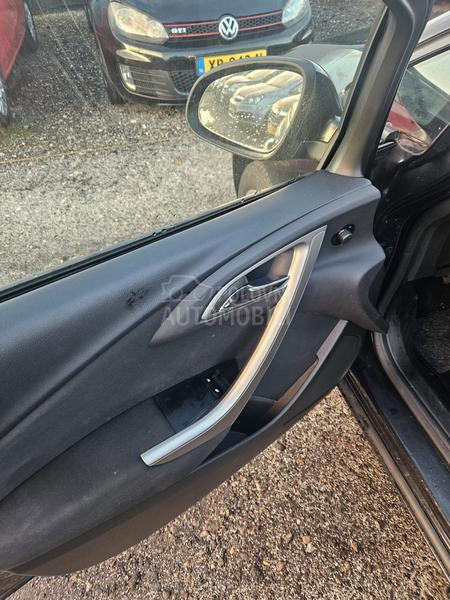 Opel Astra J 1.4 edition