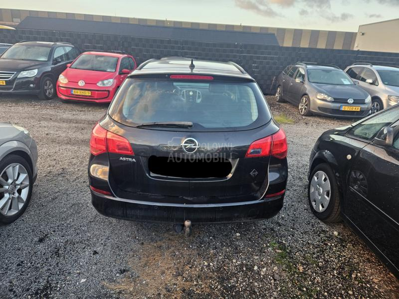 Opel Astra J 1.4 edition